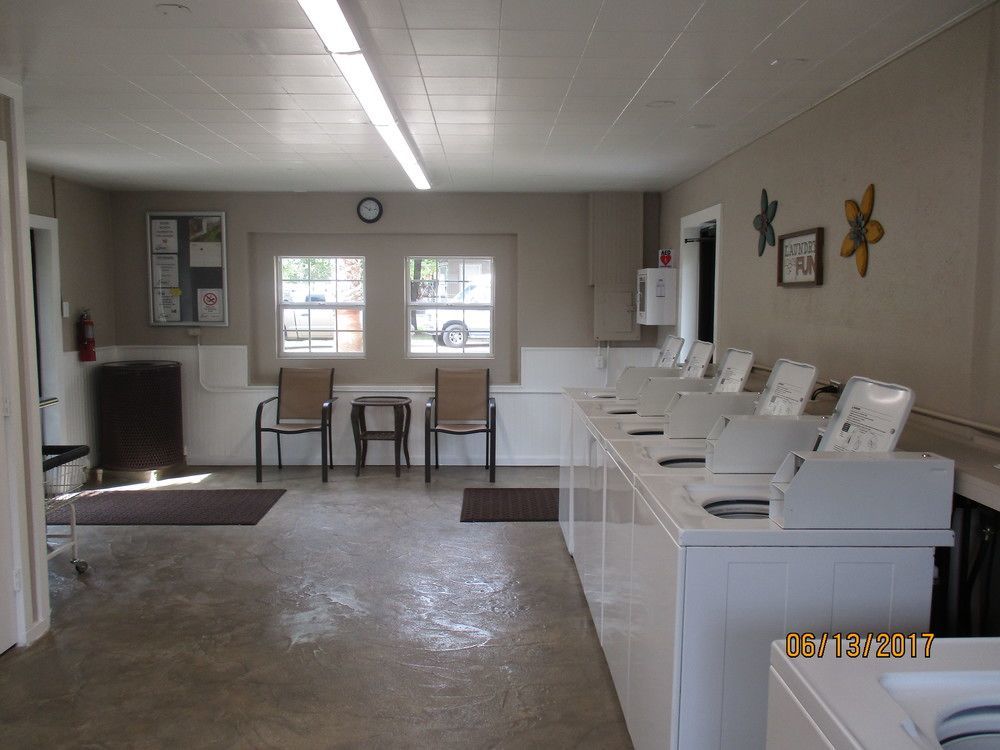 Travelers World Rv Resort ซานอันโตนิโอ ภายนอก รูปภาพ
